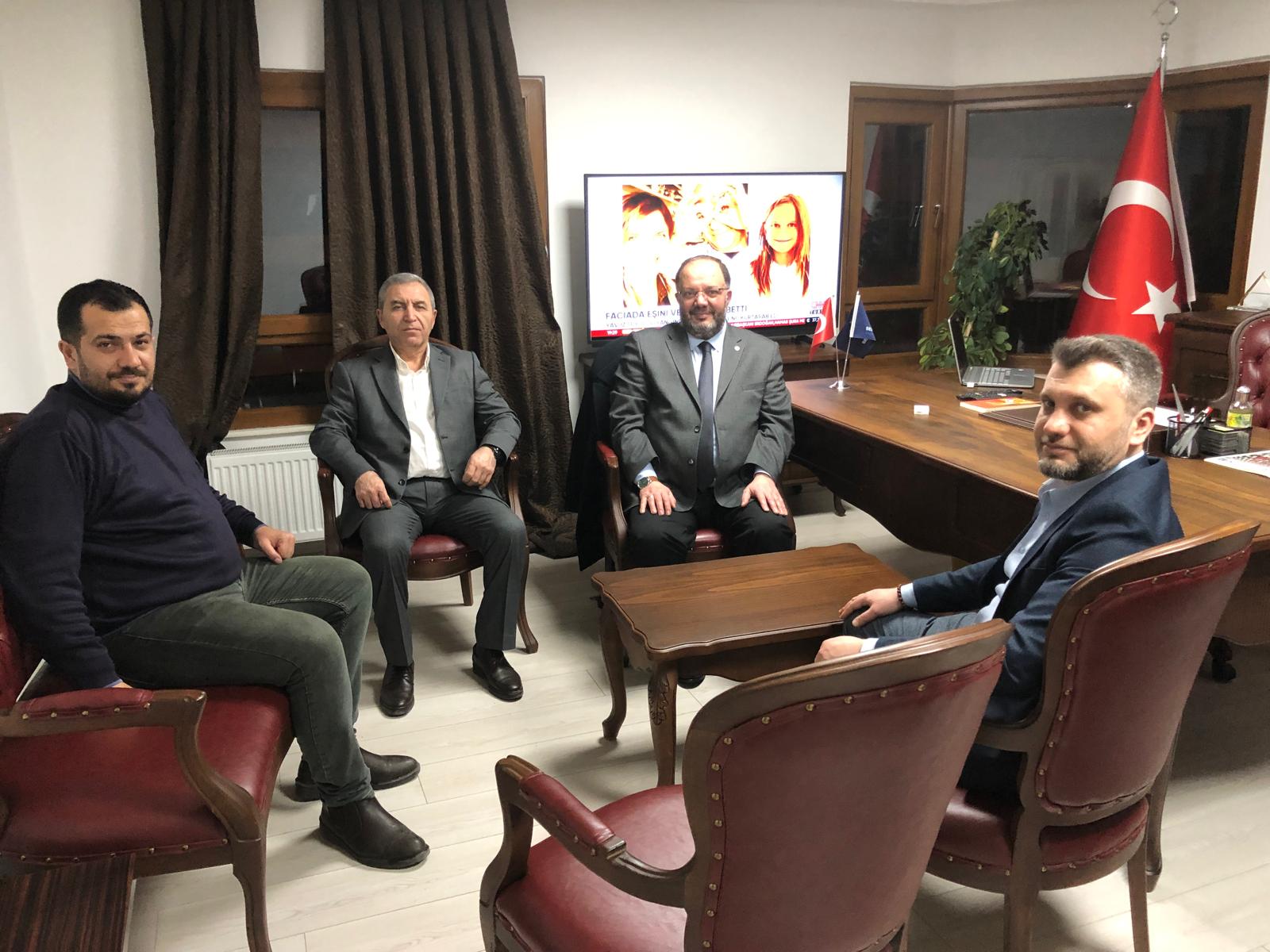 Kanal 5 Yönetim Kurulu Başkanı Abdülkadir Ünal'dan SES Partisi Genel Başkanı Atıf Özbey’e Tebrik Ziyareti